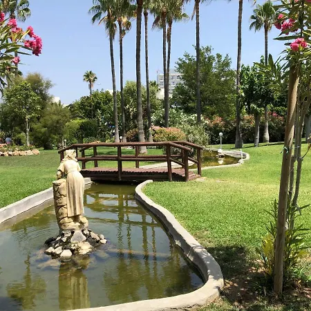 公寓 Apto Costa Lago Playamar 2 *