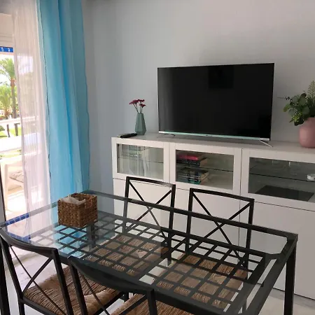 公寓 Apto Costa Lago Playamar 2 *